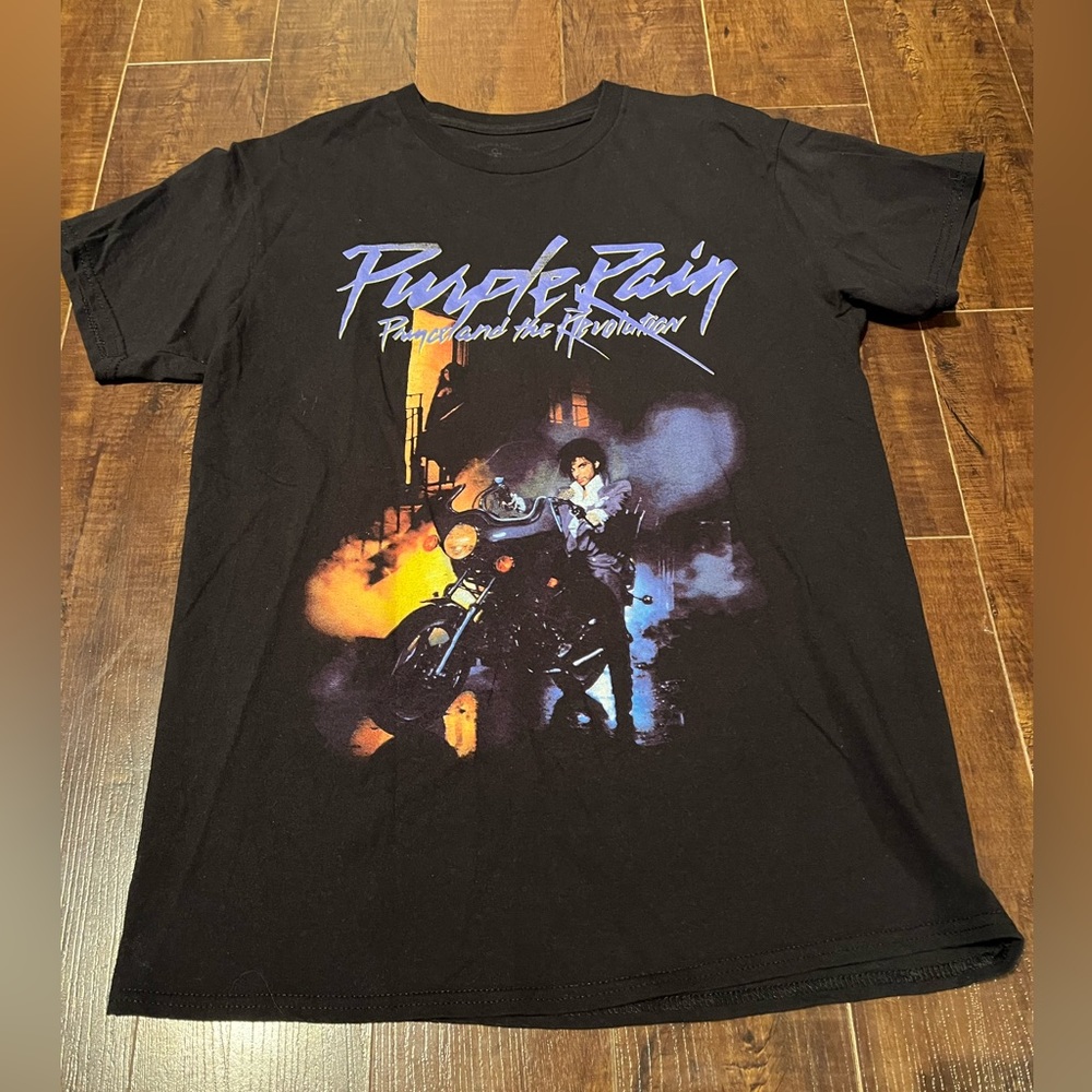 Prince Purple Rain Shirt - Men’s Medium - In good condition.